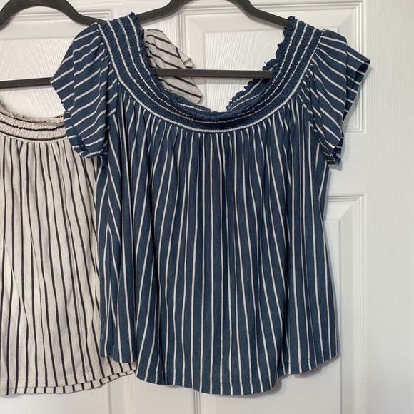 2 American Eagle Off the Shoulder Striped Tshirts - Picture 2 of 8